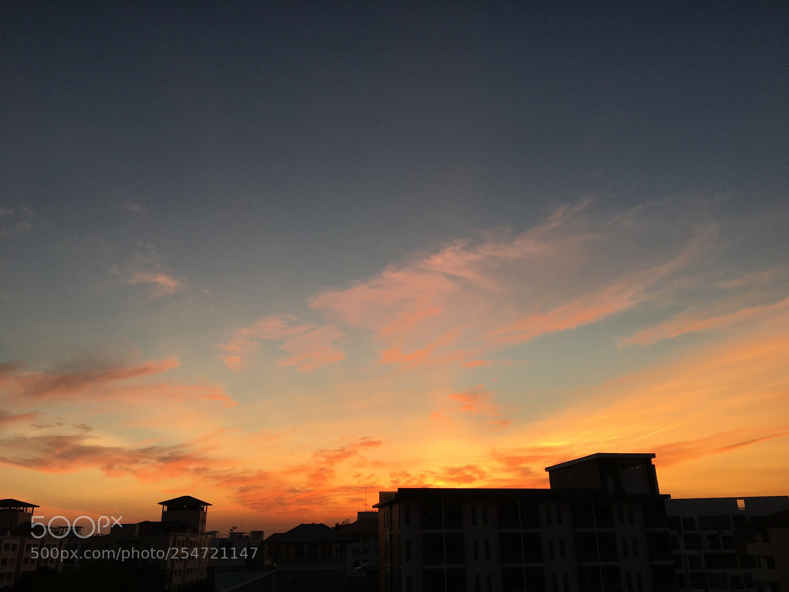 Apple iPhone 6s sample photo. Morning glow photography