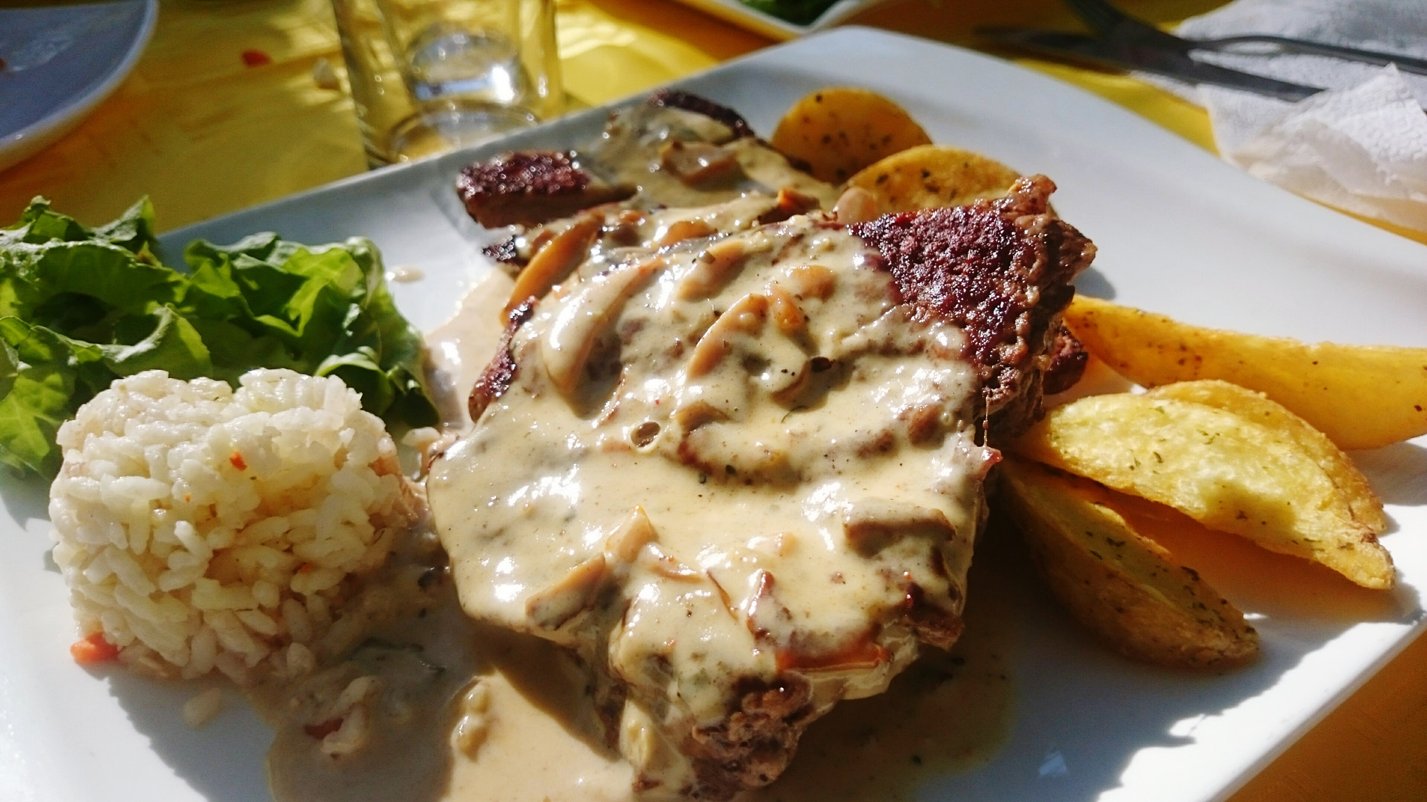 Sony Xperia Z2 sample photo. Tasty meal photography