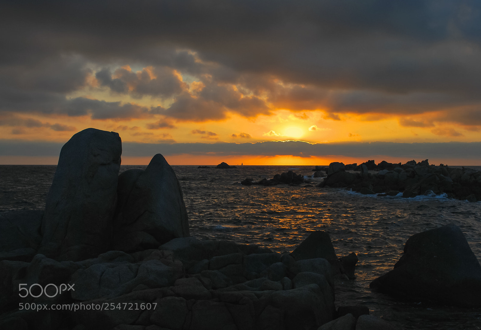 Nikon D60 sample photo. Rocks at mediterranean seaside photography