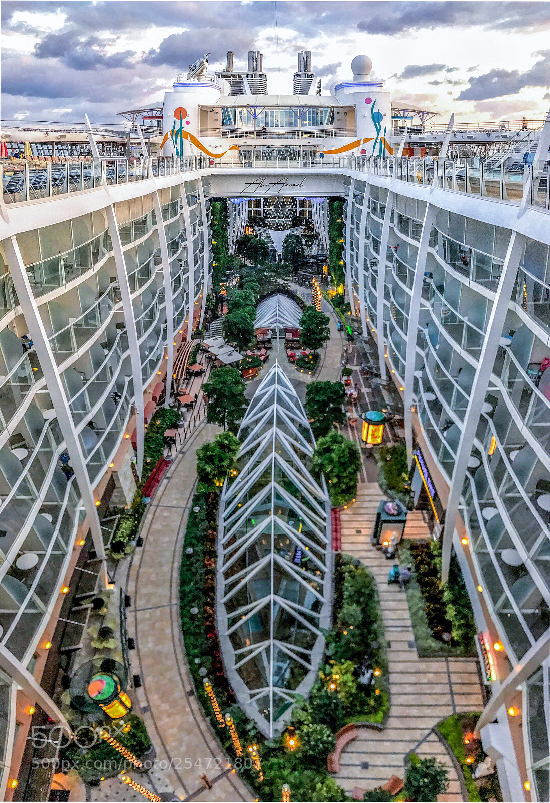 Apple iPhone 7 sample photo. Allure of the seas photography