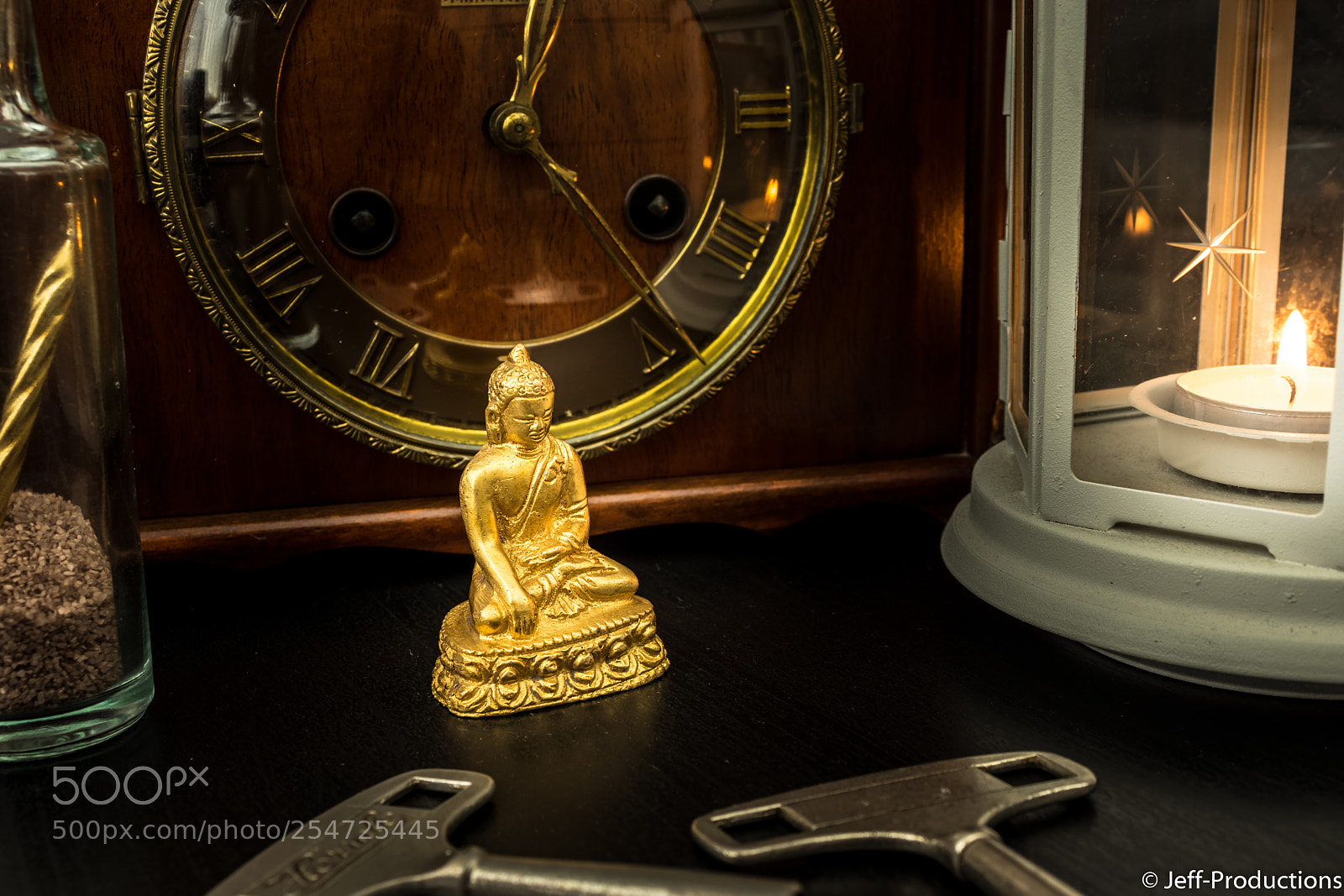 Canon EOS 77D (EOS 9000D / EOS 770D) sample photo. Time is gold photography