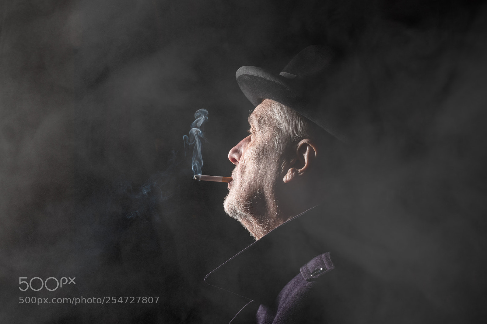 Fujifilm X-T2 sample photo. Smoking man photography