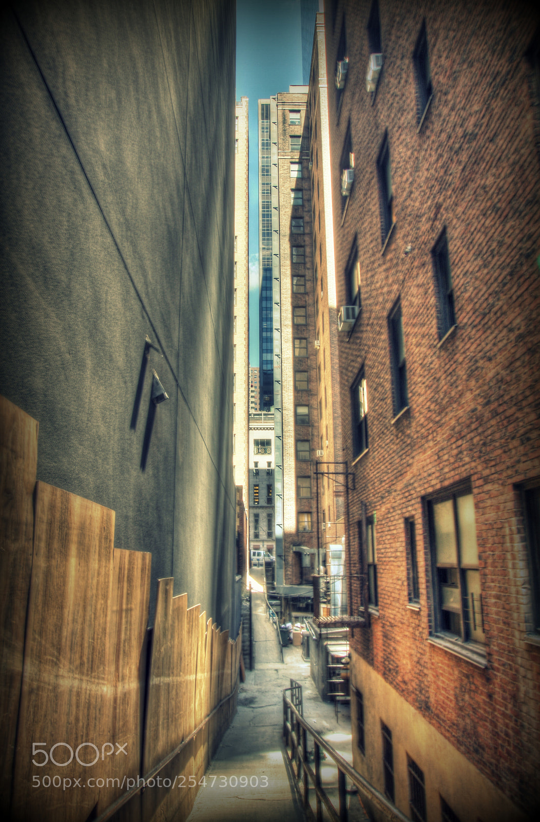 Canon EOS 40D sample photo. Small street photography