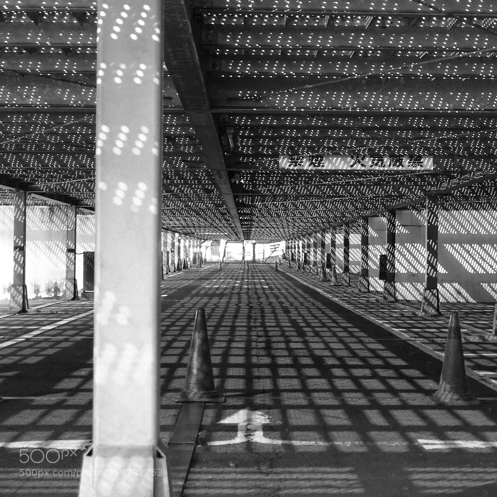 Sony Cyber-shot DSC-RX100 III sample photo. B&w photography