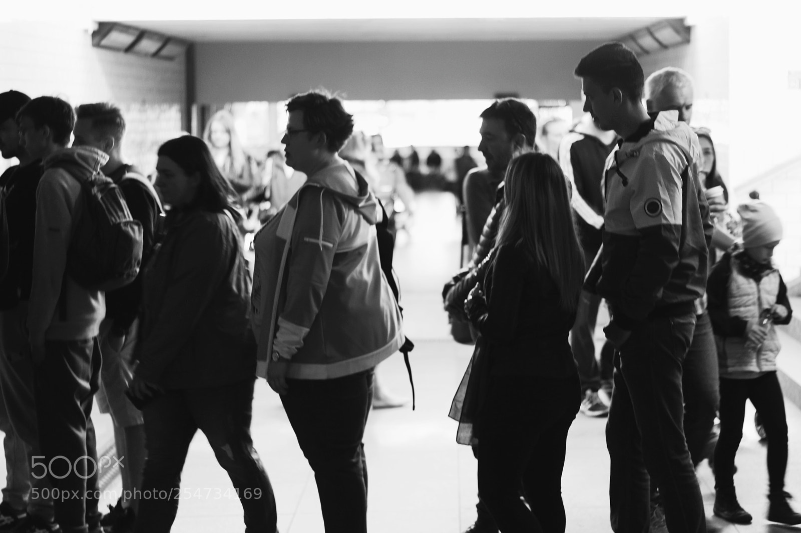 Canon EOS 1300D (EOS Rebel T6 / EOS Kiss X80) sample photo. Crowd 2 photography