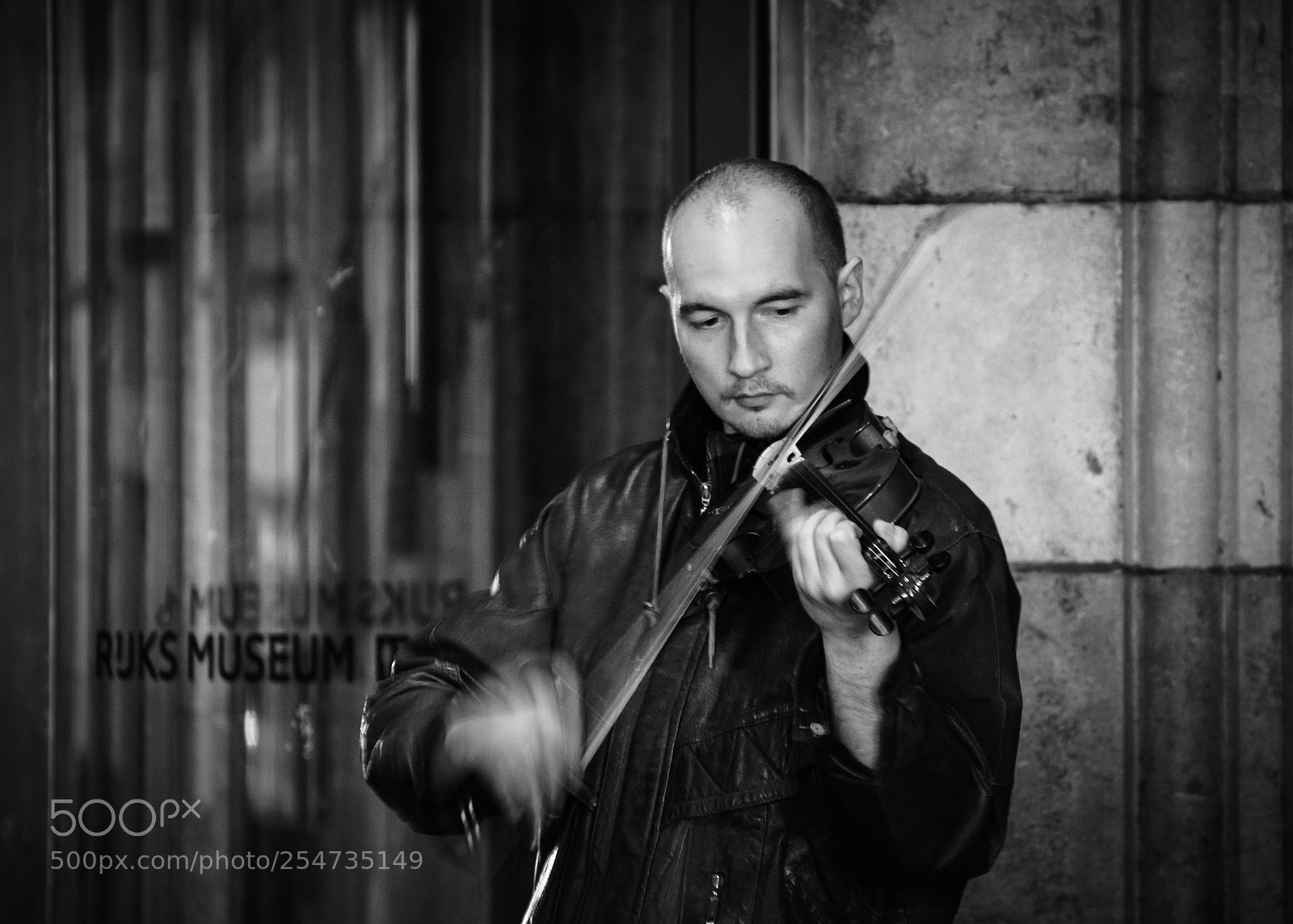 Nikon D3300 sample photo. Street musician photography