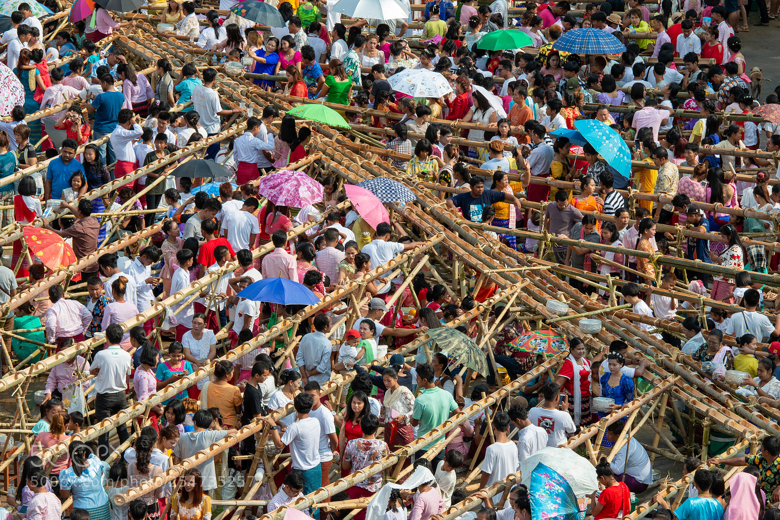 Canon EOS 70D sample photo. Songkran festival in the photography