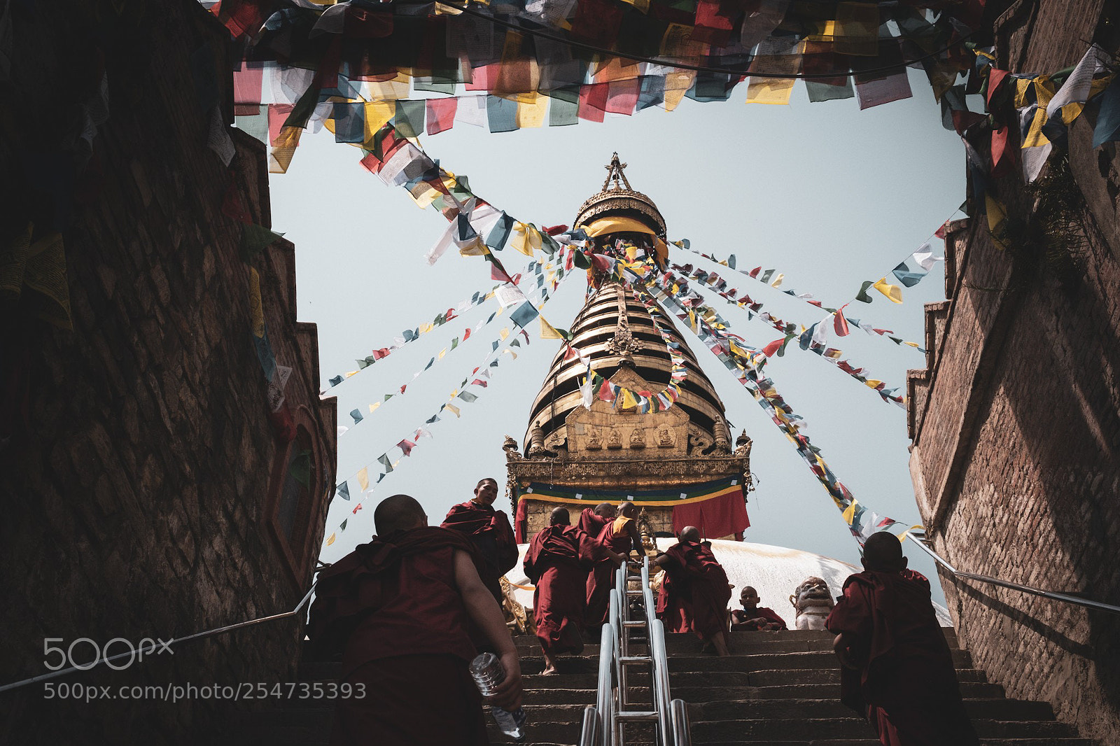 Fujifilm X-T2 sample photo. Monks, flags & stupa photography