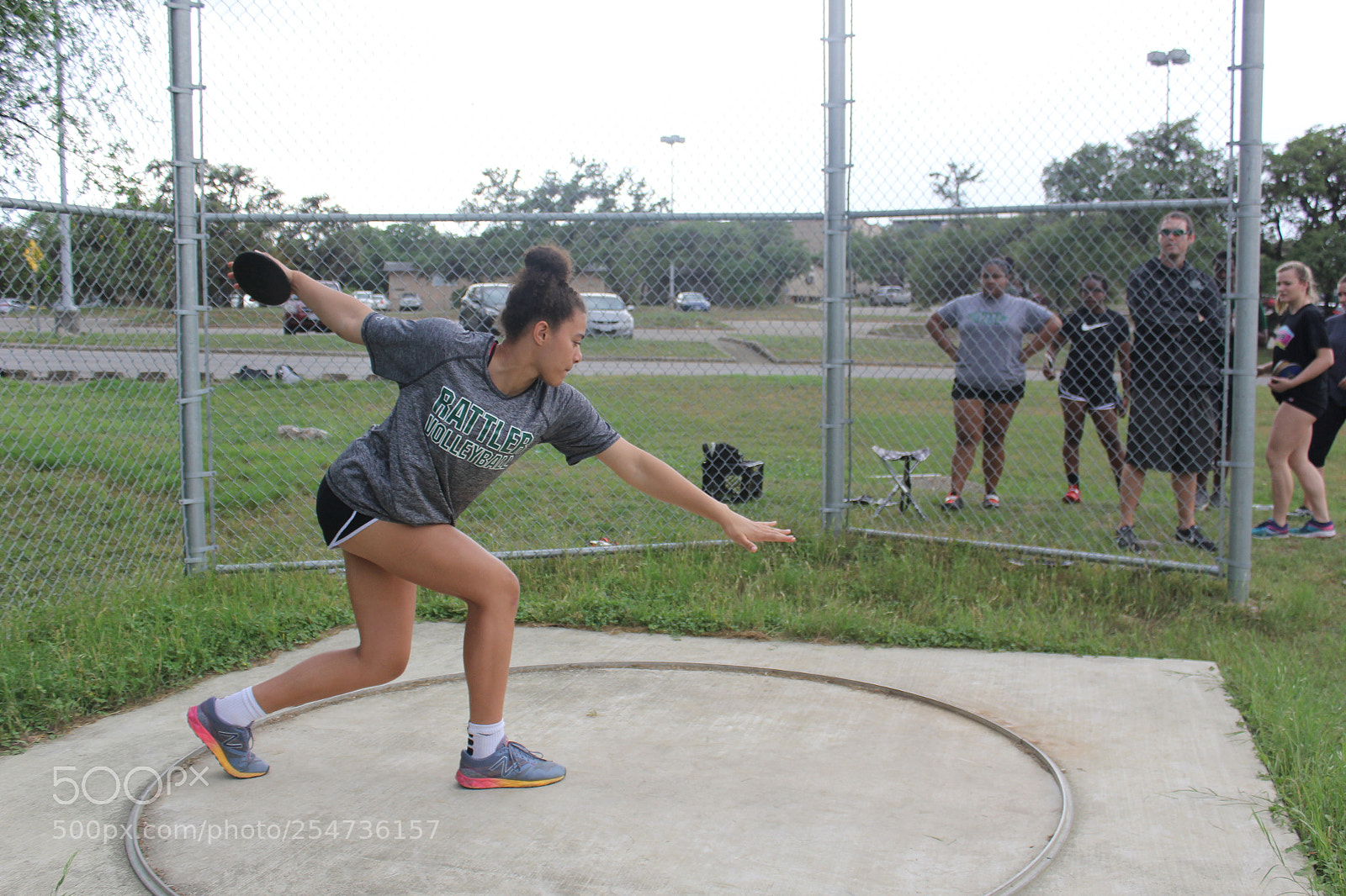 Canon EOS 60D sample photo. Ronald reagan varsity discus photography