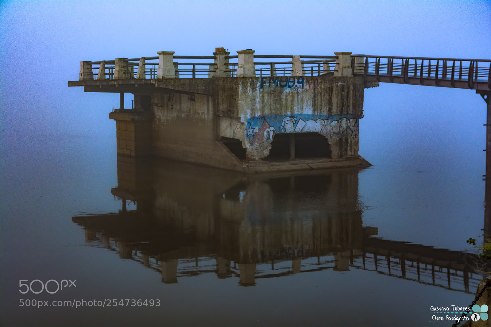 Nikon D5200 sample photo. Mirador en la niebla photography