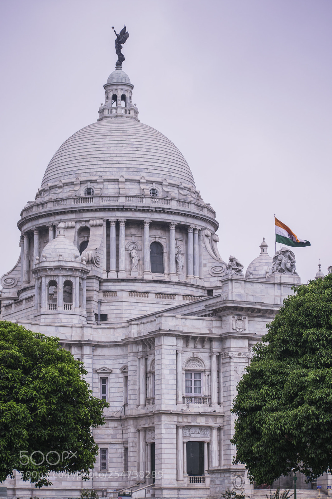 Nikon D5300 sample photo. The tri-colored memorial photography