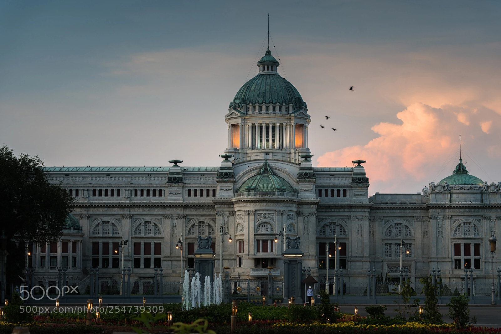 Sony a7R II sample photo. The ananta samakhom throne photography