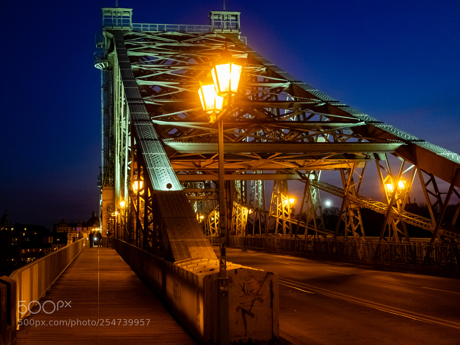 Olympus OM-D E-M1 sample photo. Dresden bridge the blue photography