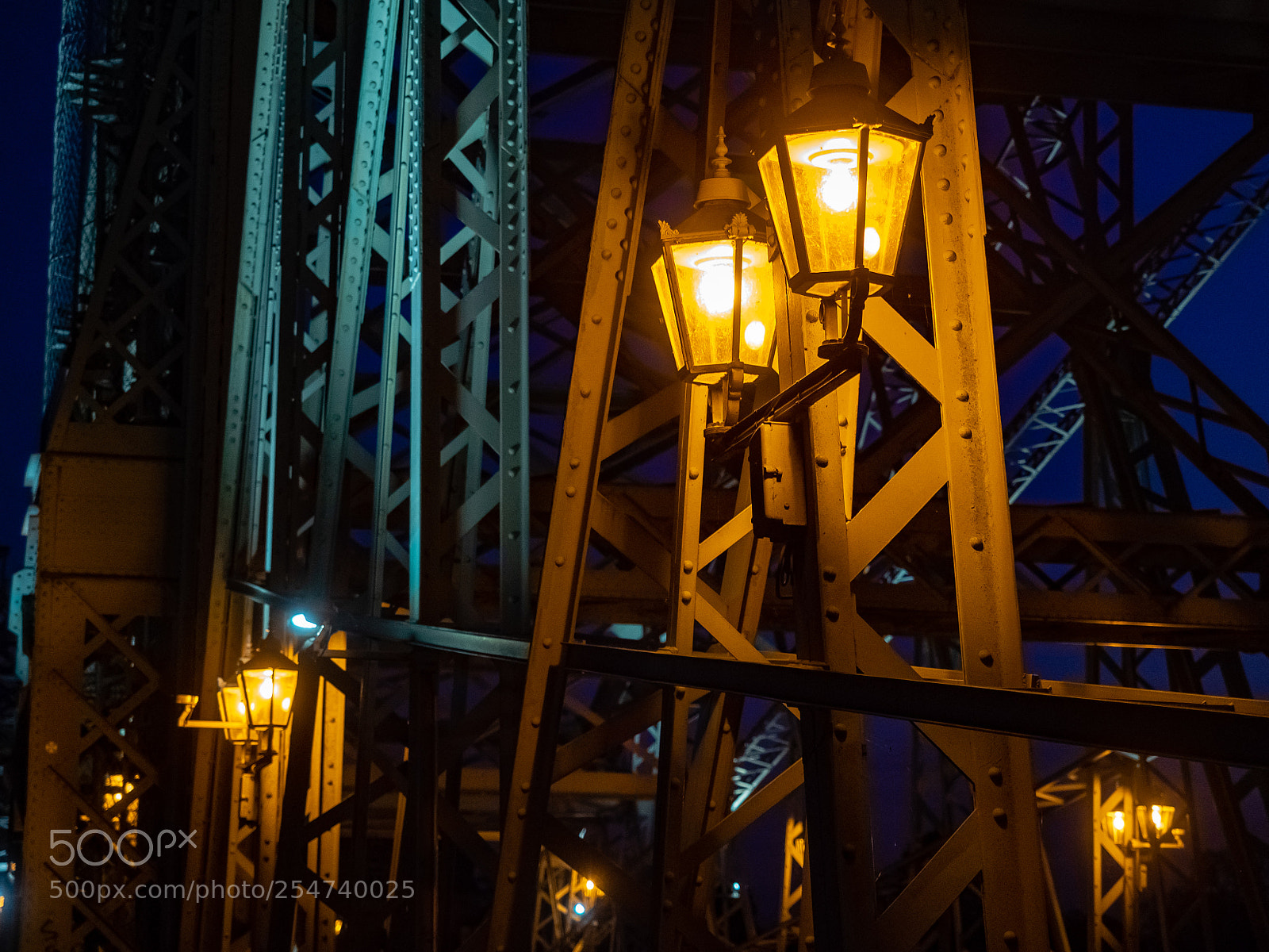 Olympus OM-D E-M1 sample photo. Dresden bridge the blue photography