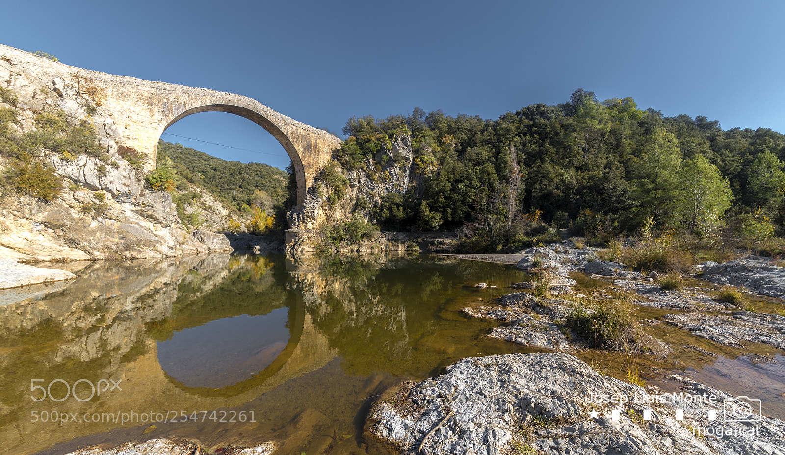 Canon EOS 70D sample photo. Pont de llierca pano photography