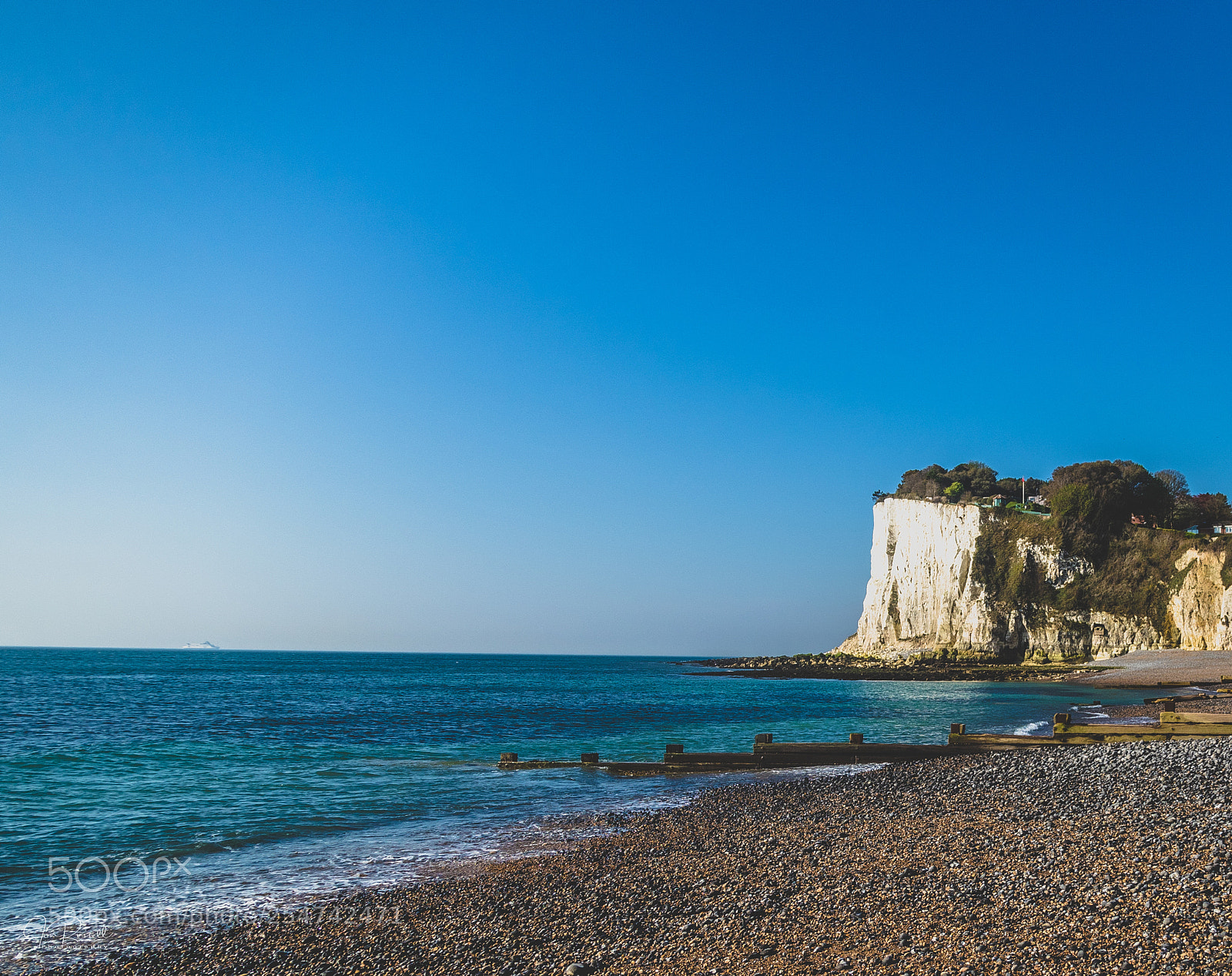 Canon EOS 7D Mark II sample photo. St margaret's bay, kent photography