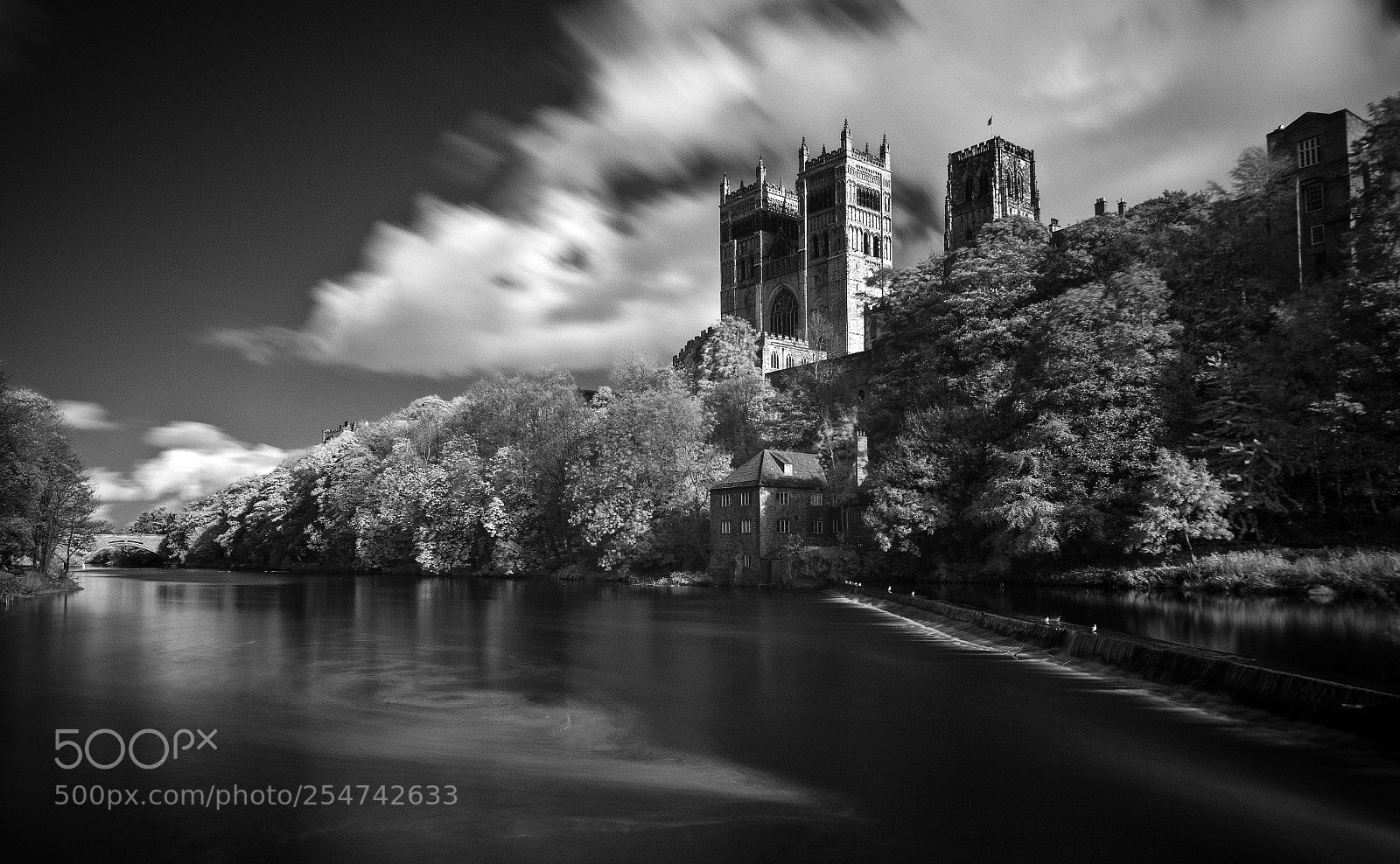 Canon EOS-1D Mark IV sample photo. Durham cathedral photography