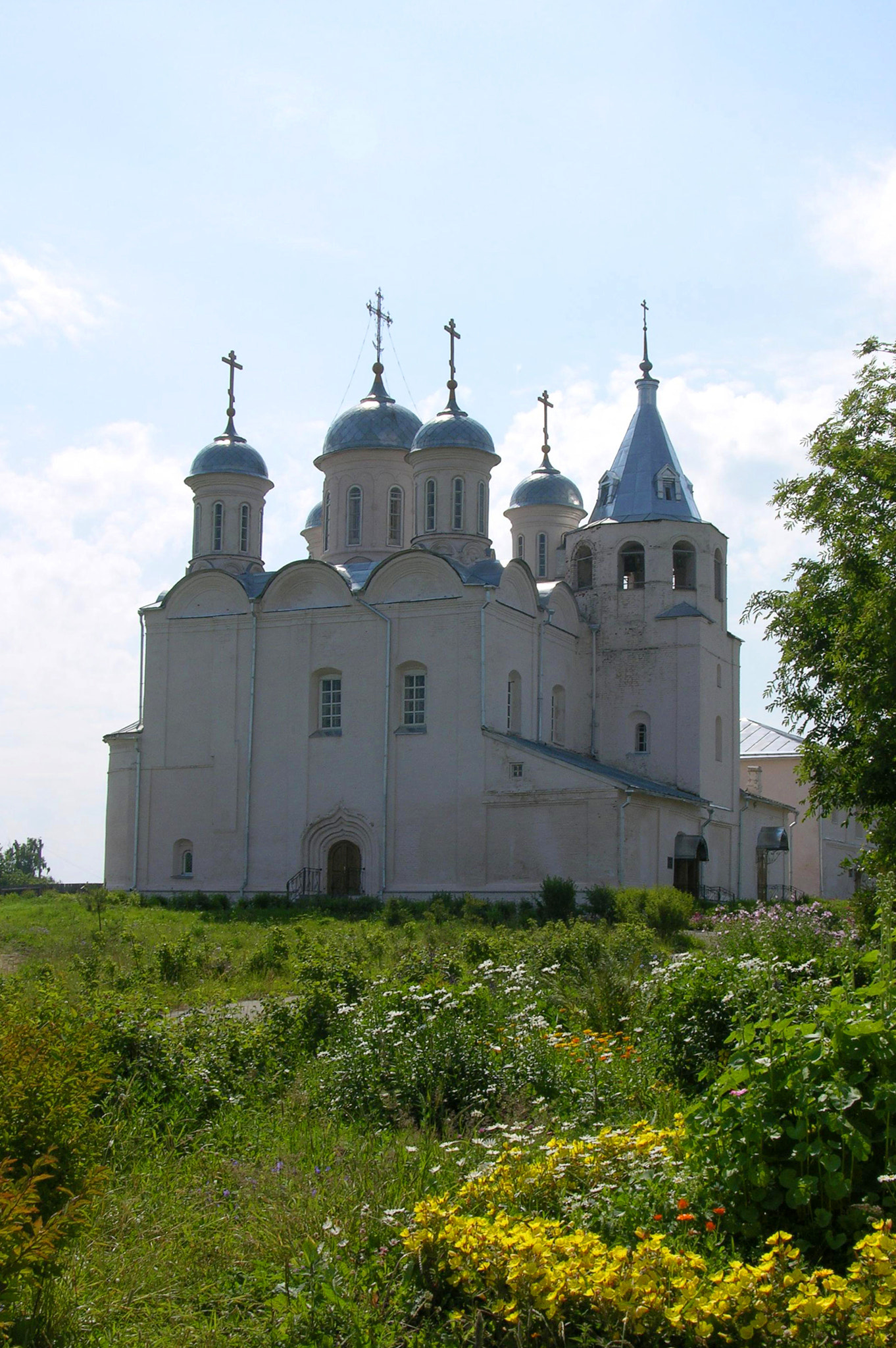 Nikon E8700 sample photo. Monastery photography