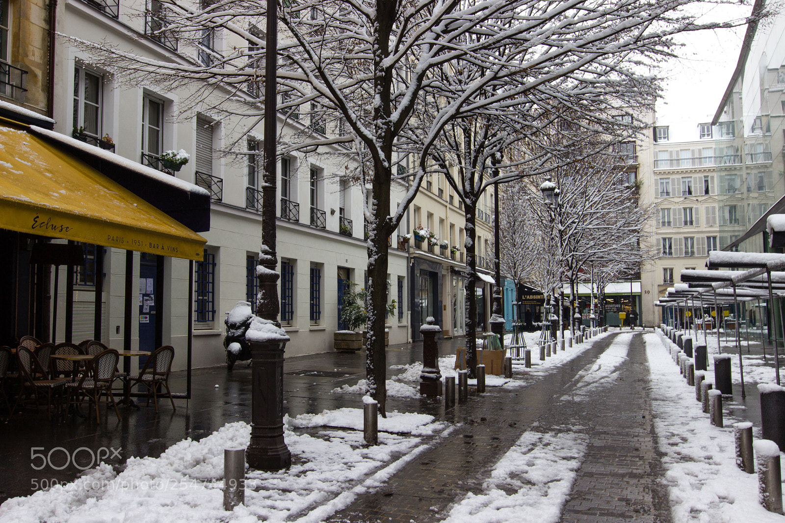 Canon EOS 600D (Rebel EOS T3i / EOS Kiss X5) sample photo. Place du march saint photography