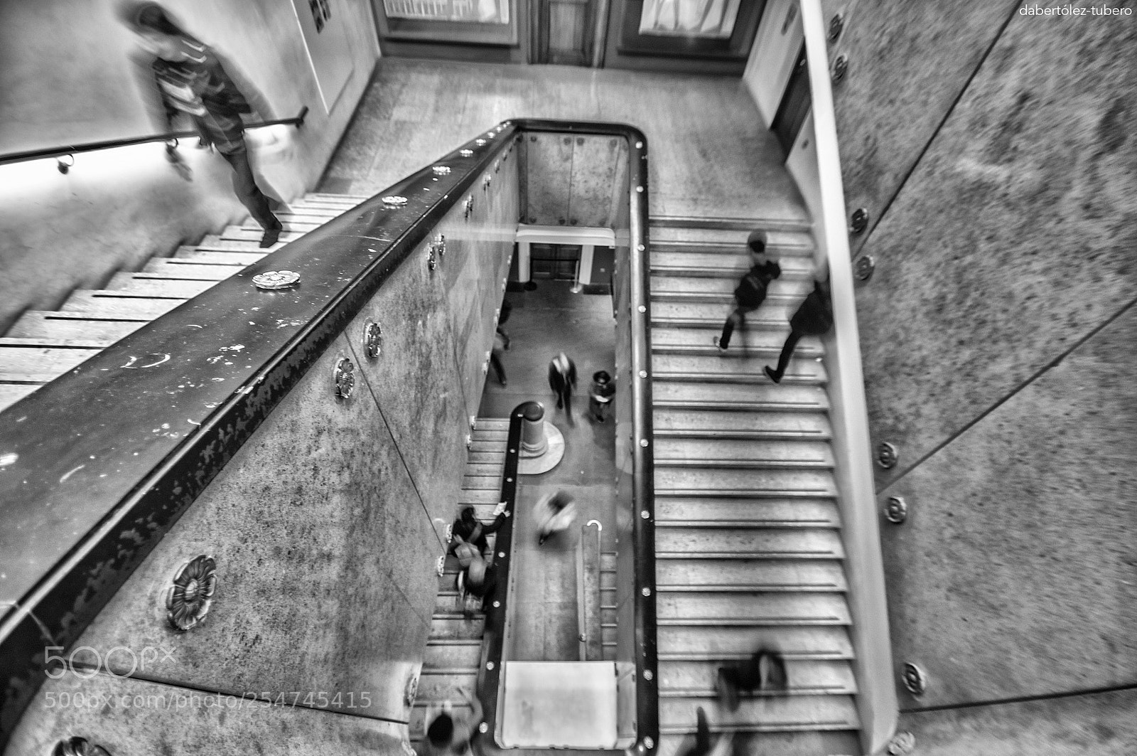 Nikon D90 sample photo. Escaleras sin final photography