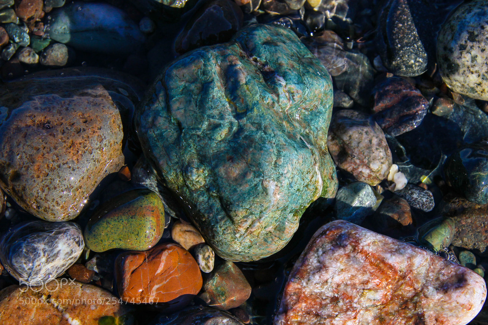 Canon EOS 50D sample photo. Coloured stones photography