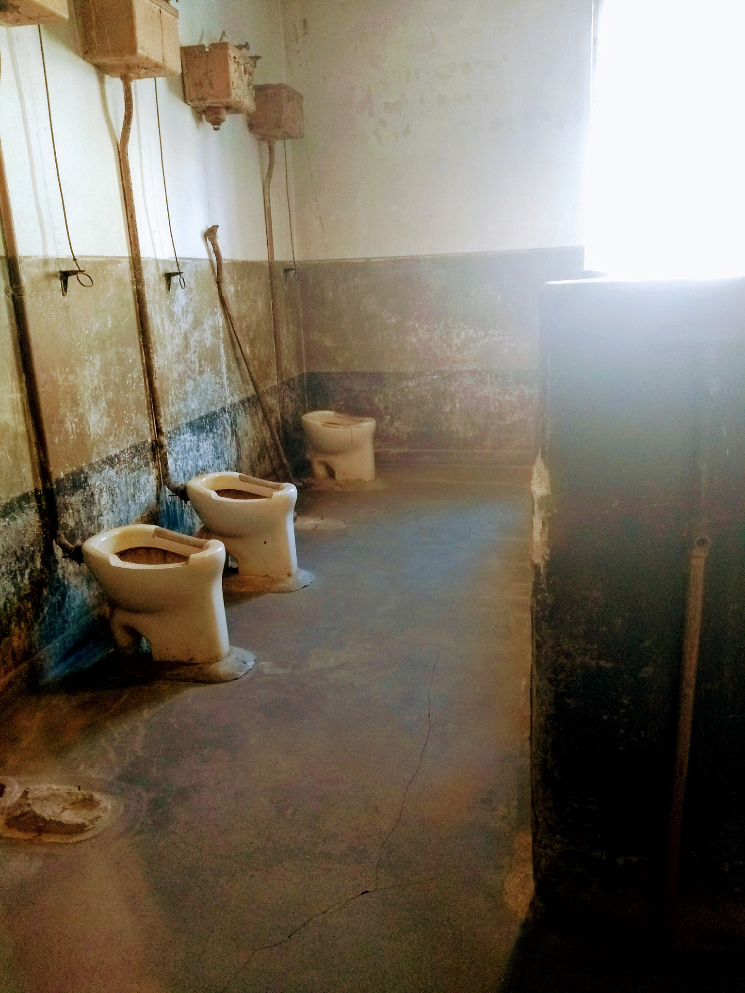 Motorola Moto G (5S) sample photo. Auschwitz photography