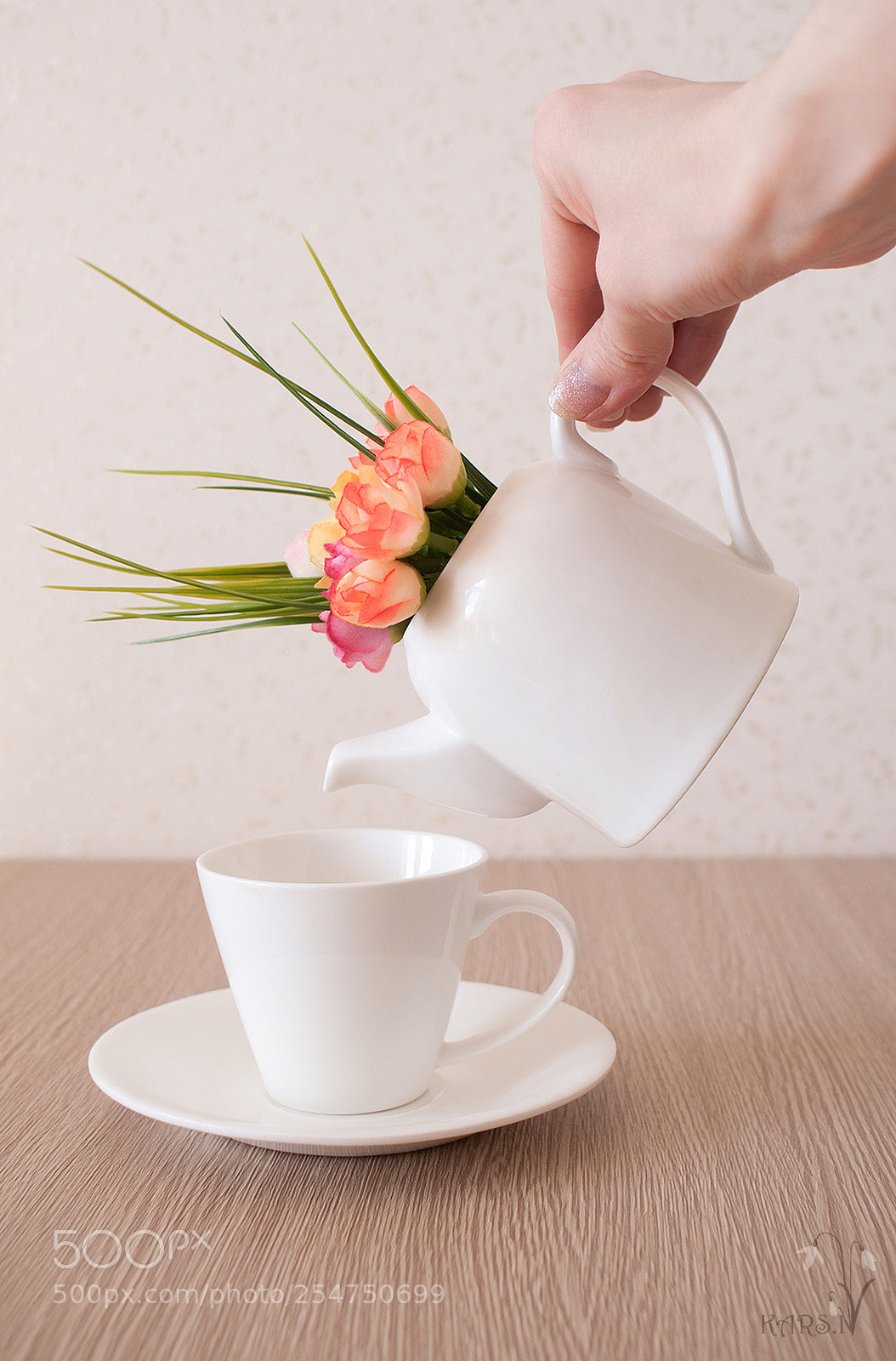 Sony Alpha DSLR-A200 sample photo. A cup of spring photography