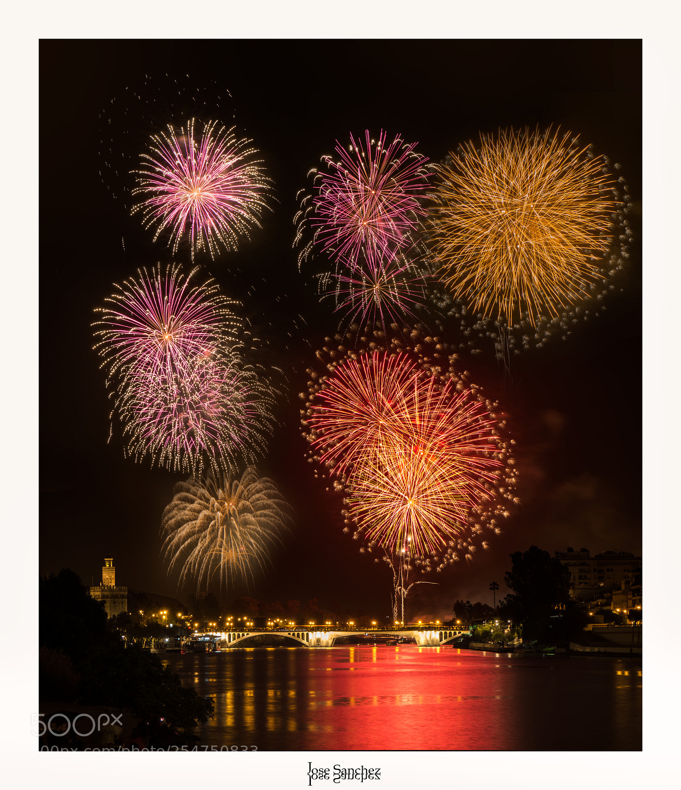Olympus OM-D E-M10 II sample photo. Firework end of parties photography
