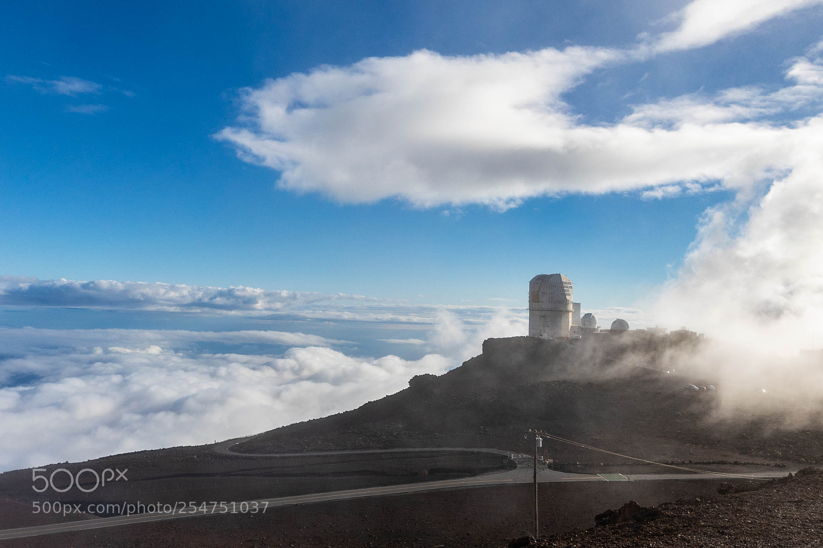 Canon EOS 5D Mark IV sample photo. Haleakala observatory photography