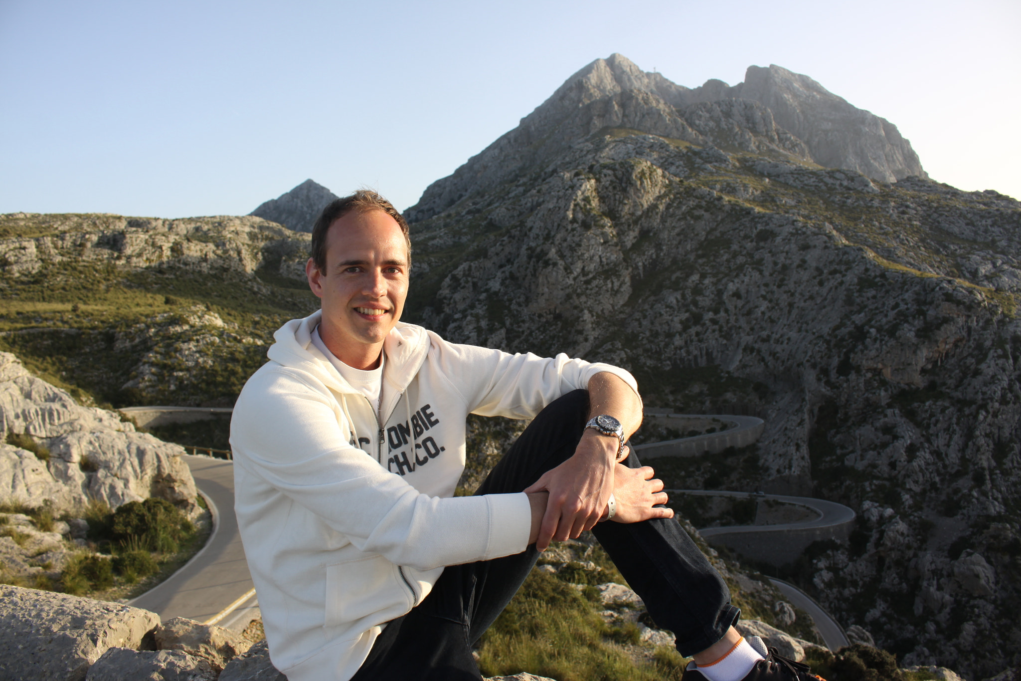 Canon EOS 50D sample photo. Scenic mountain road in mallorca photography