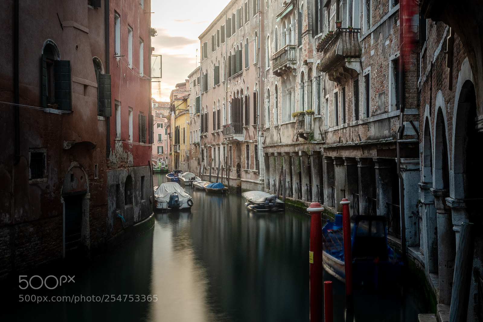 Olympus OM-D E-M5 II sample photo. Venice // venedig photography