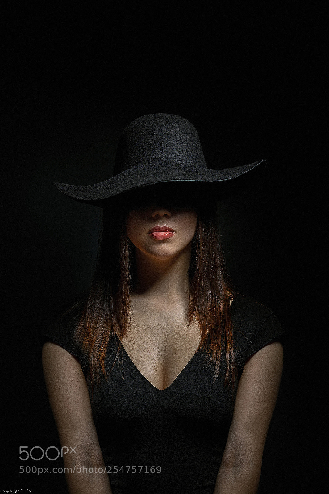 Canon EOS 5D Mark II sample photo. Black hat photography