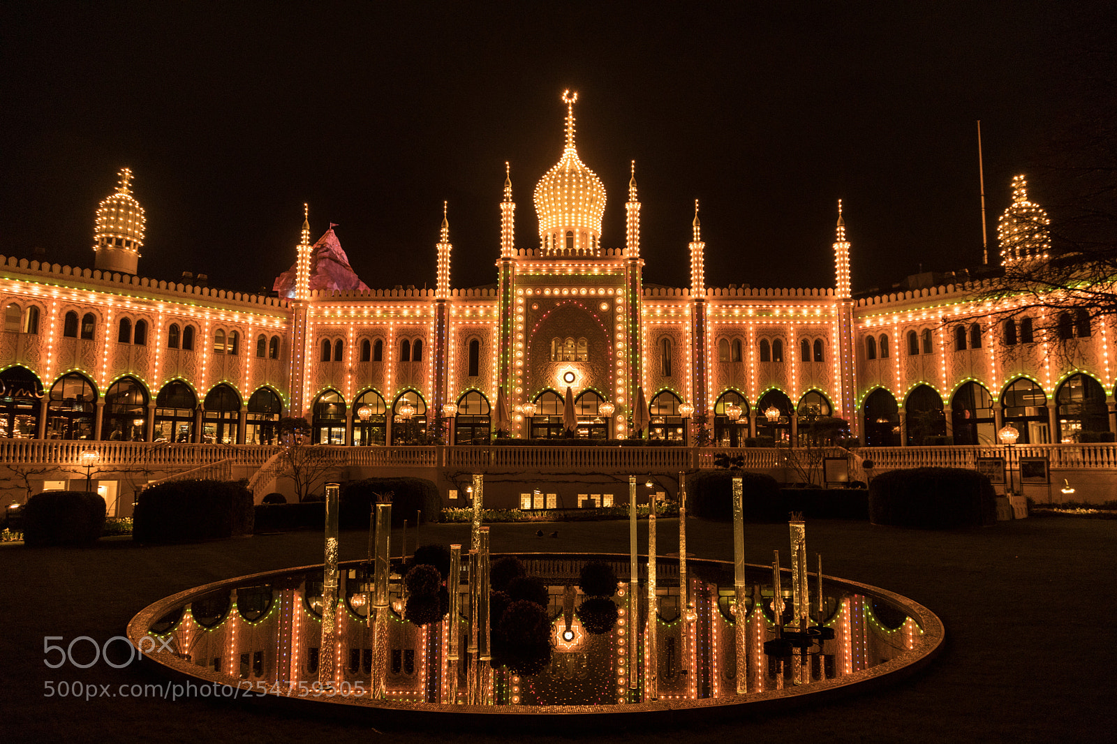 Canon EOS 5D Mark IV sample photo. Tivoli gardens photography