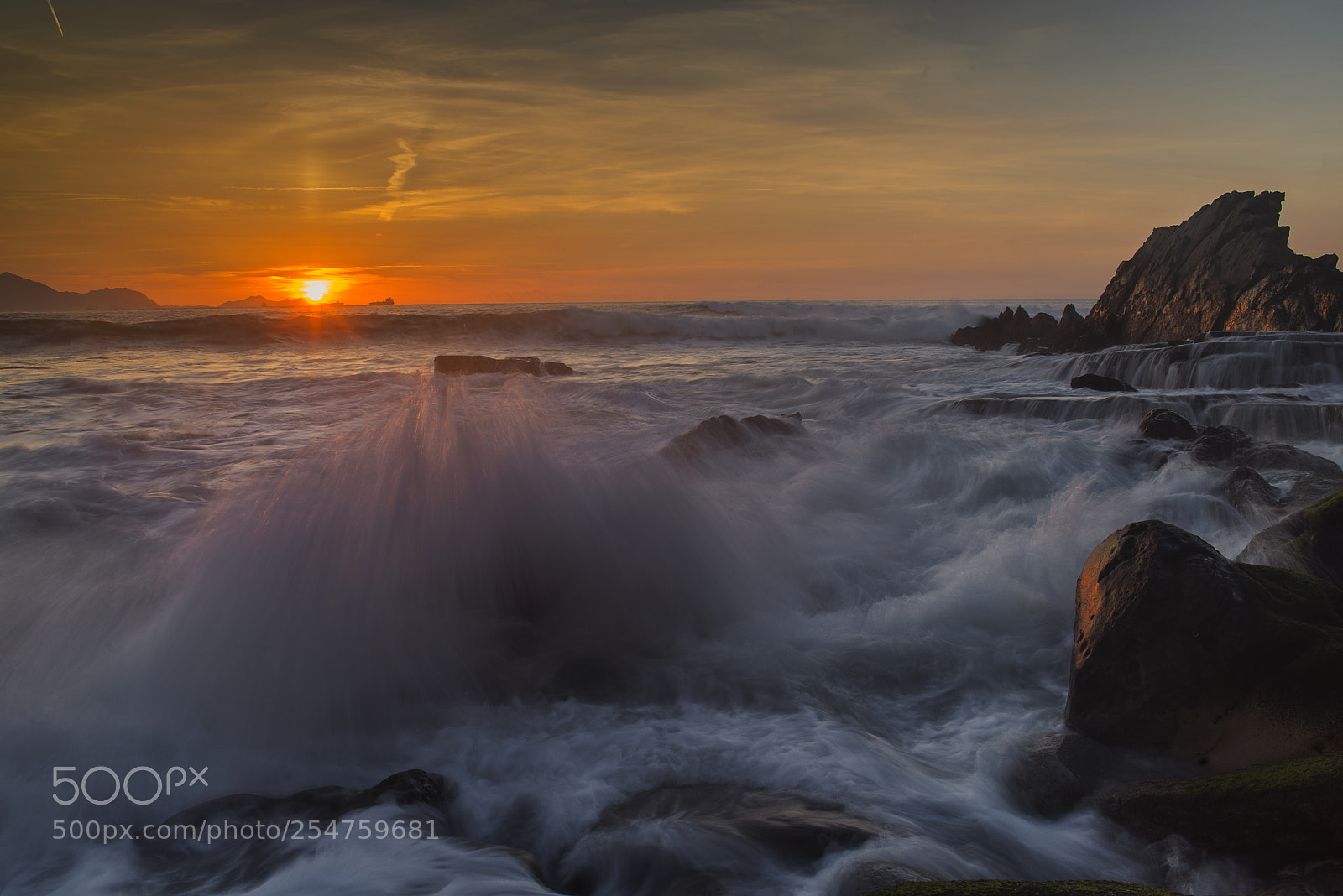 Nikon D610 sample photo. Wave splash on sunset photography