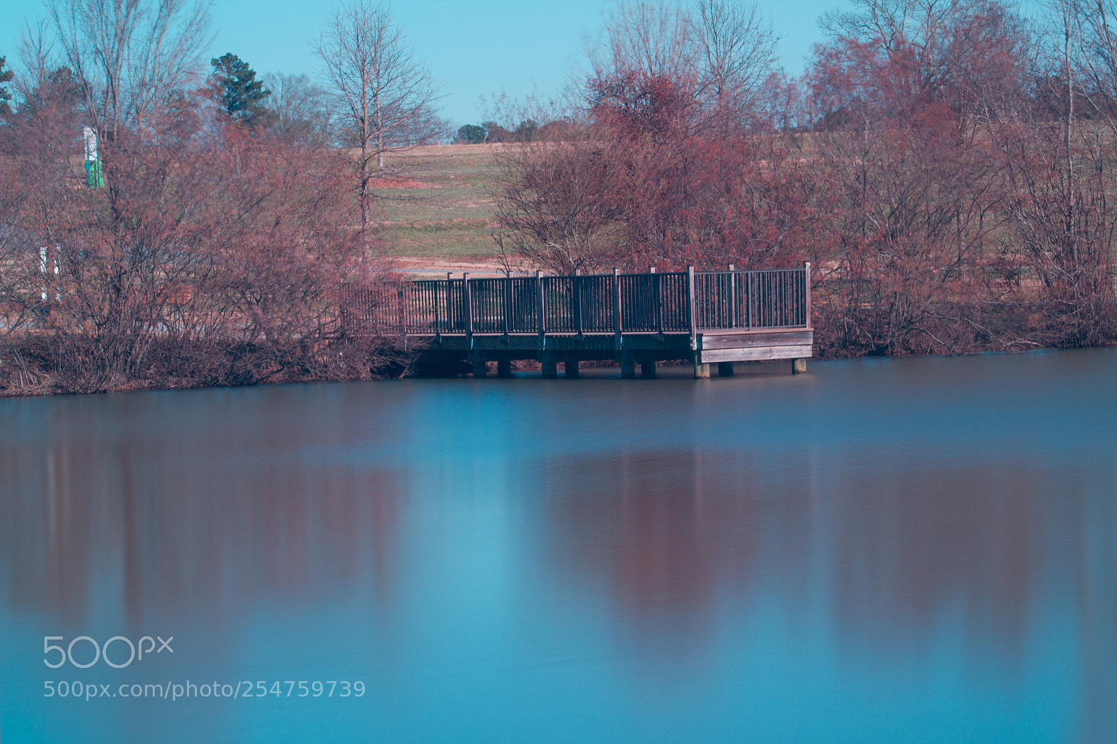 Canon EOS 550D (EOS Rebel T2i / EOS Kiss X4) sample photo. Lake photography