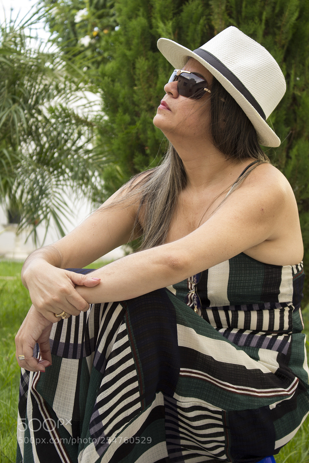 Canon EOS 60D sample photo. Pensamento no jardim photography