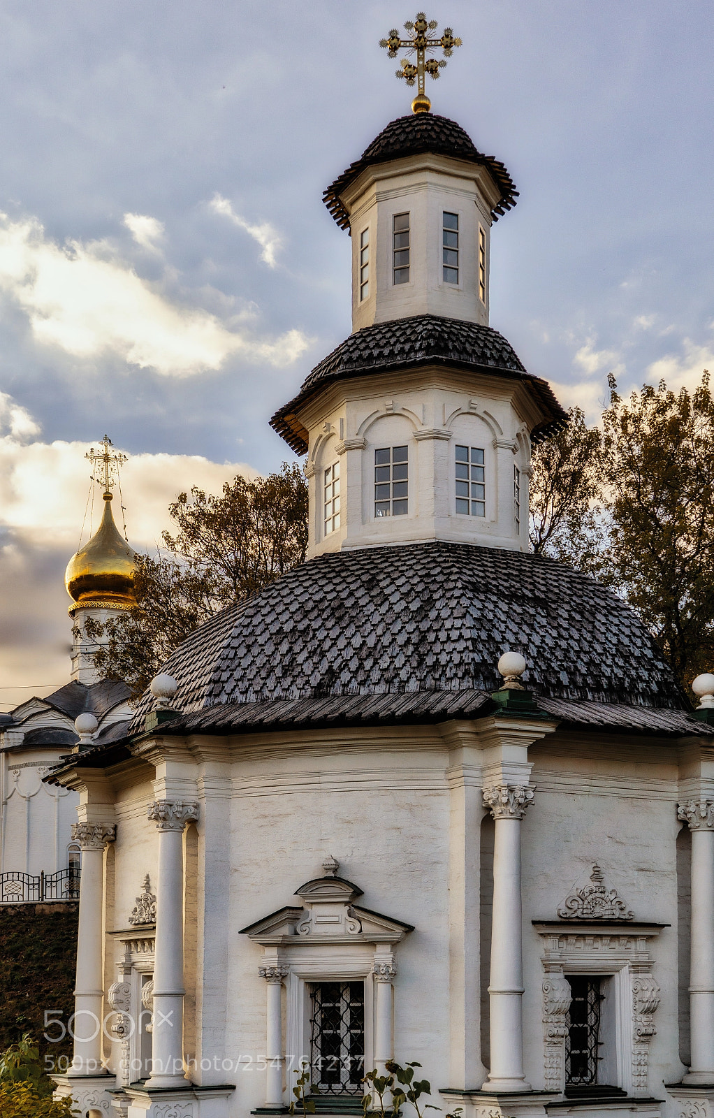 Sony a6000 sample photo. Пятницкий колодец. Прошлая осень photography