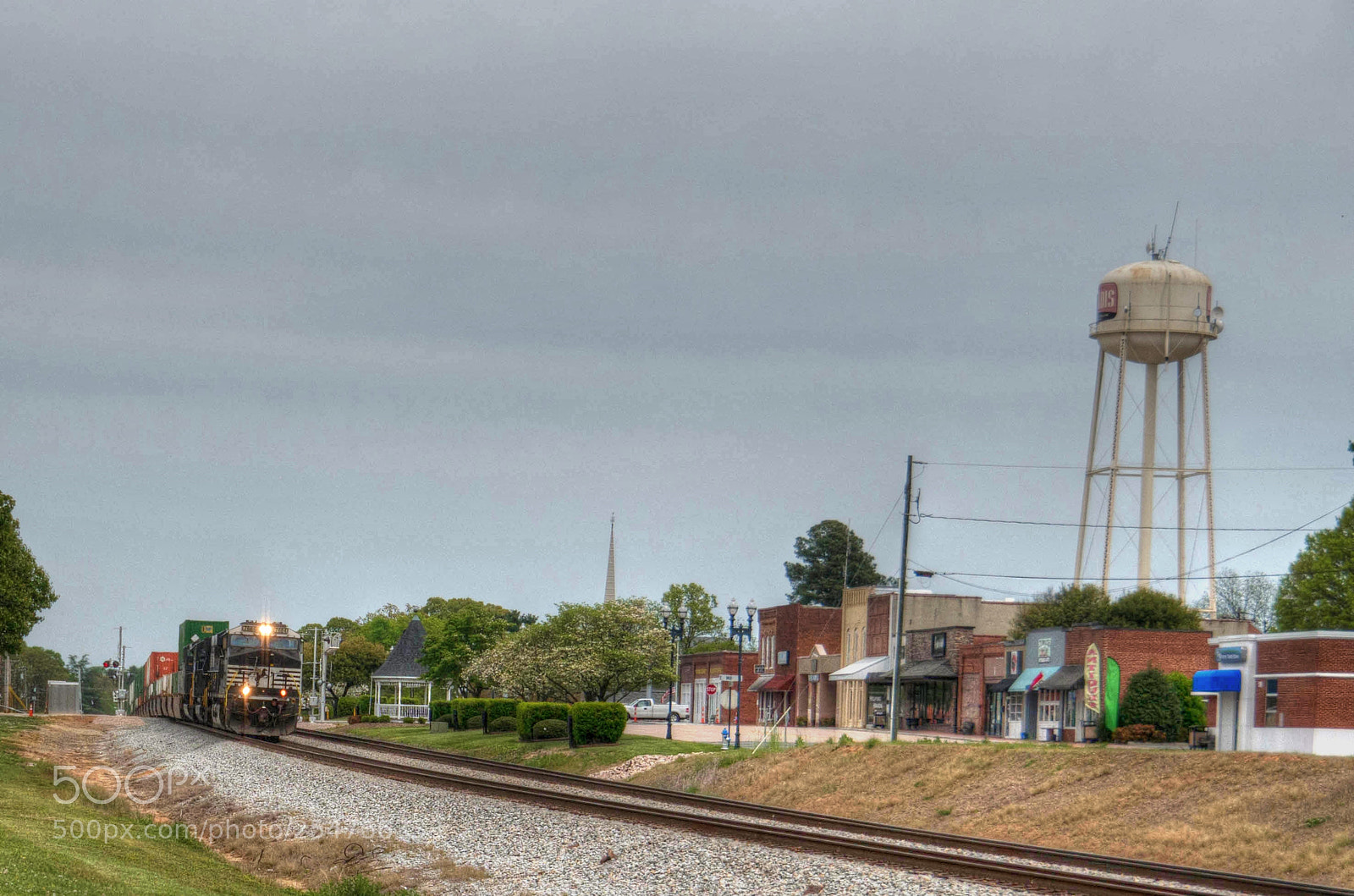 Panasonic Lumix DMC-G85 (Lumix DMC-G80) sample photo. Train through landis nc photography