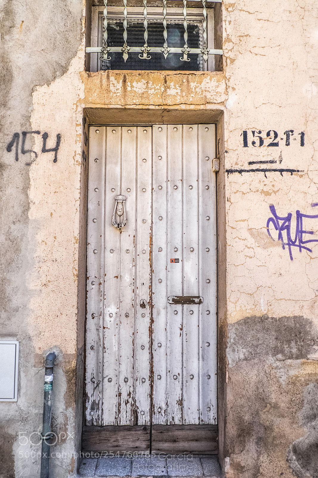 Fujifilm X-T1 sample photo. Door n. 152-154 photography