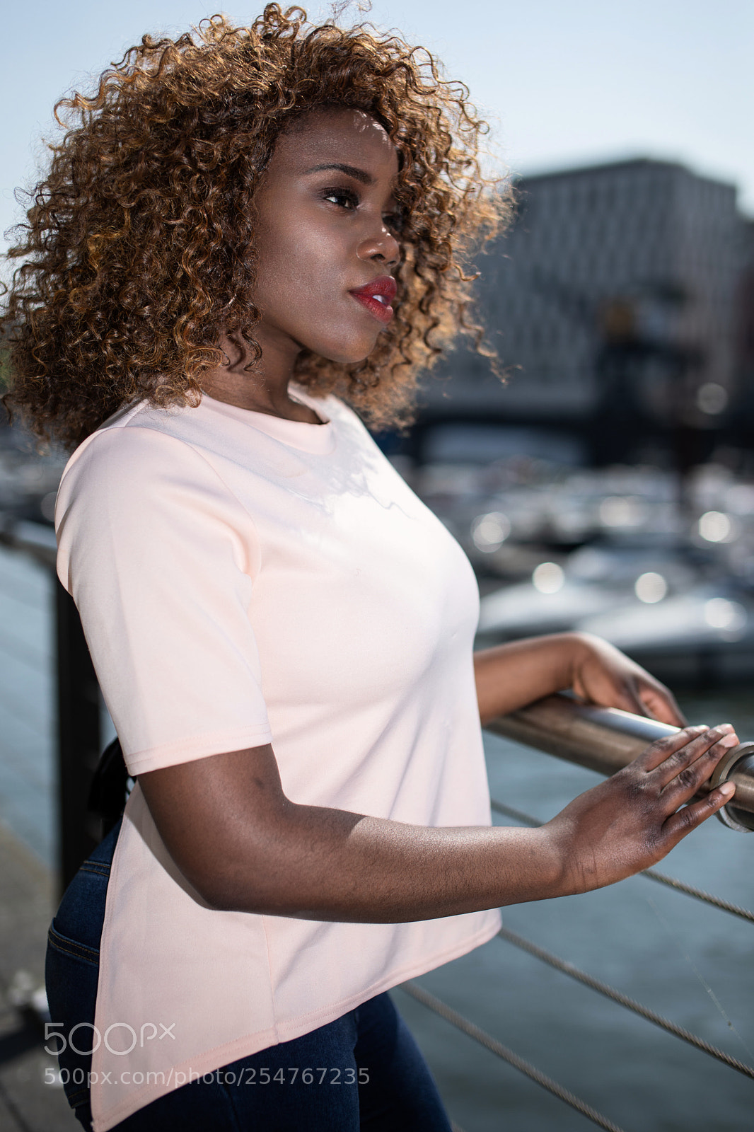 Canon EOS 5D Mark IV sample photo. Shooting black power annaelle-5 photography