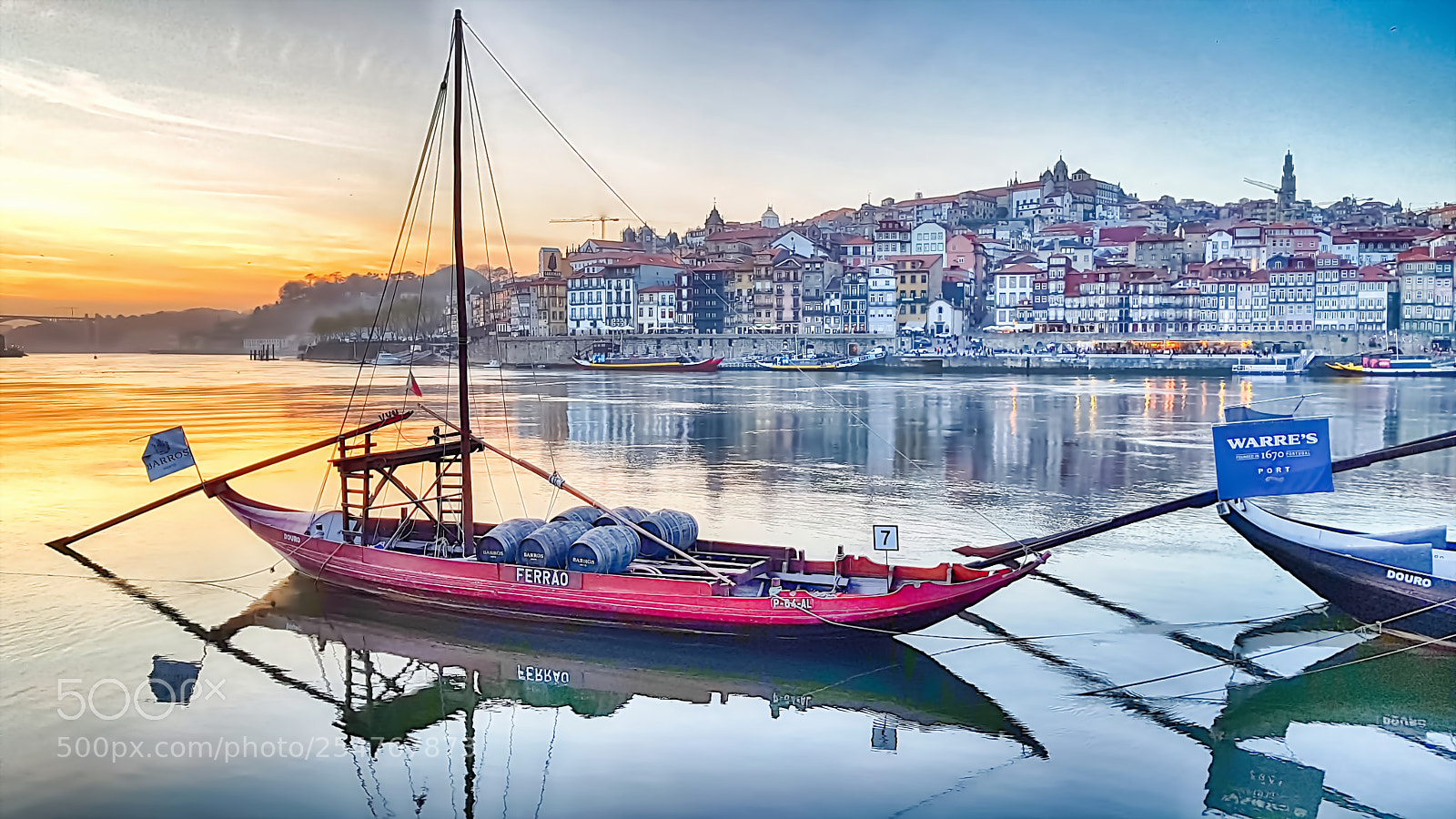 Samsung Galaxy S7 sample photo. Anochece en oporto photography