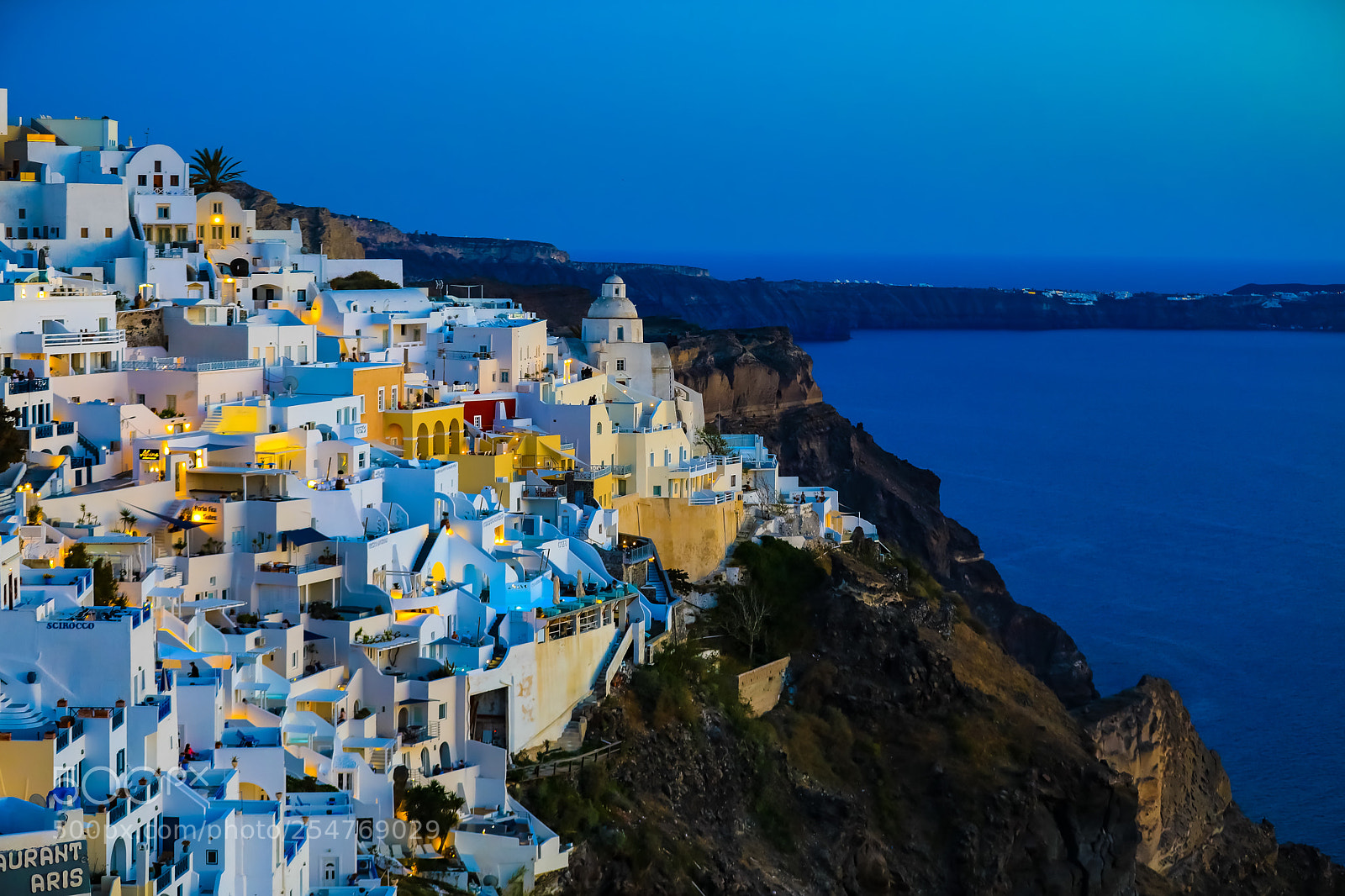 Canon EOS 5D Mark IV sample photo. Santorini photography