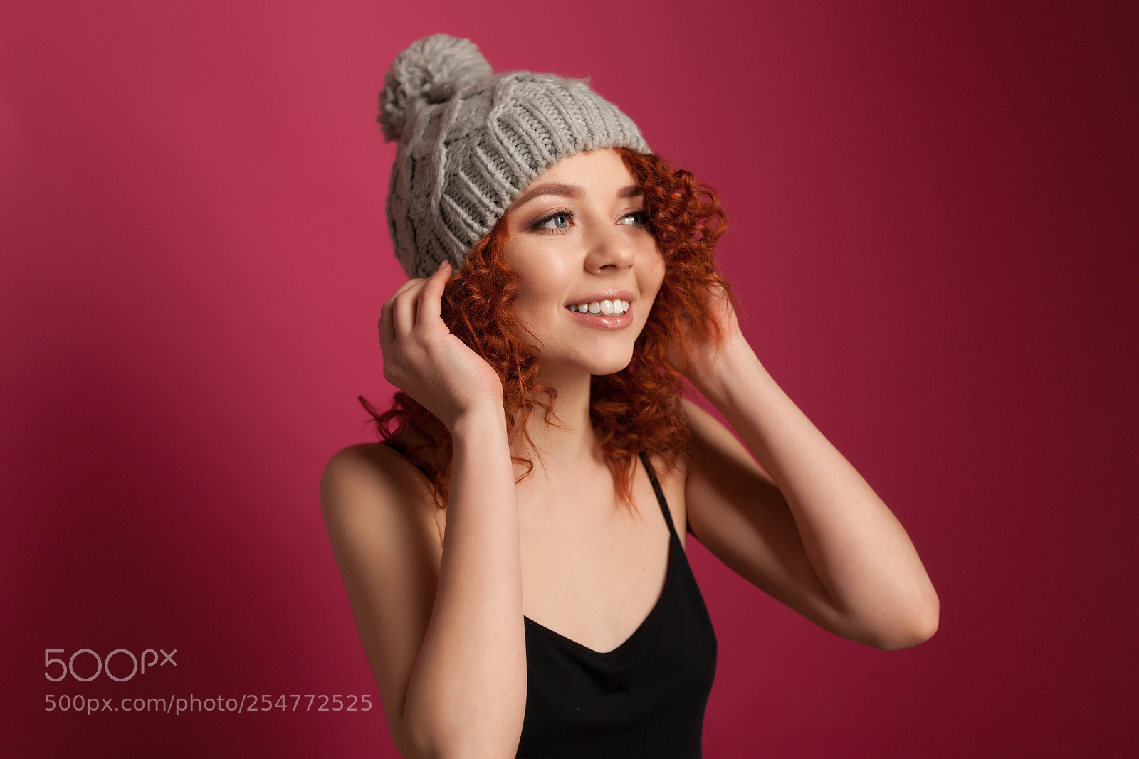 Canon EOS 5D Mark II sample photo. Cute young woman wearing photography