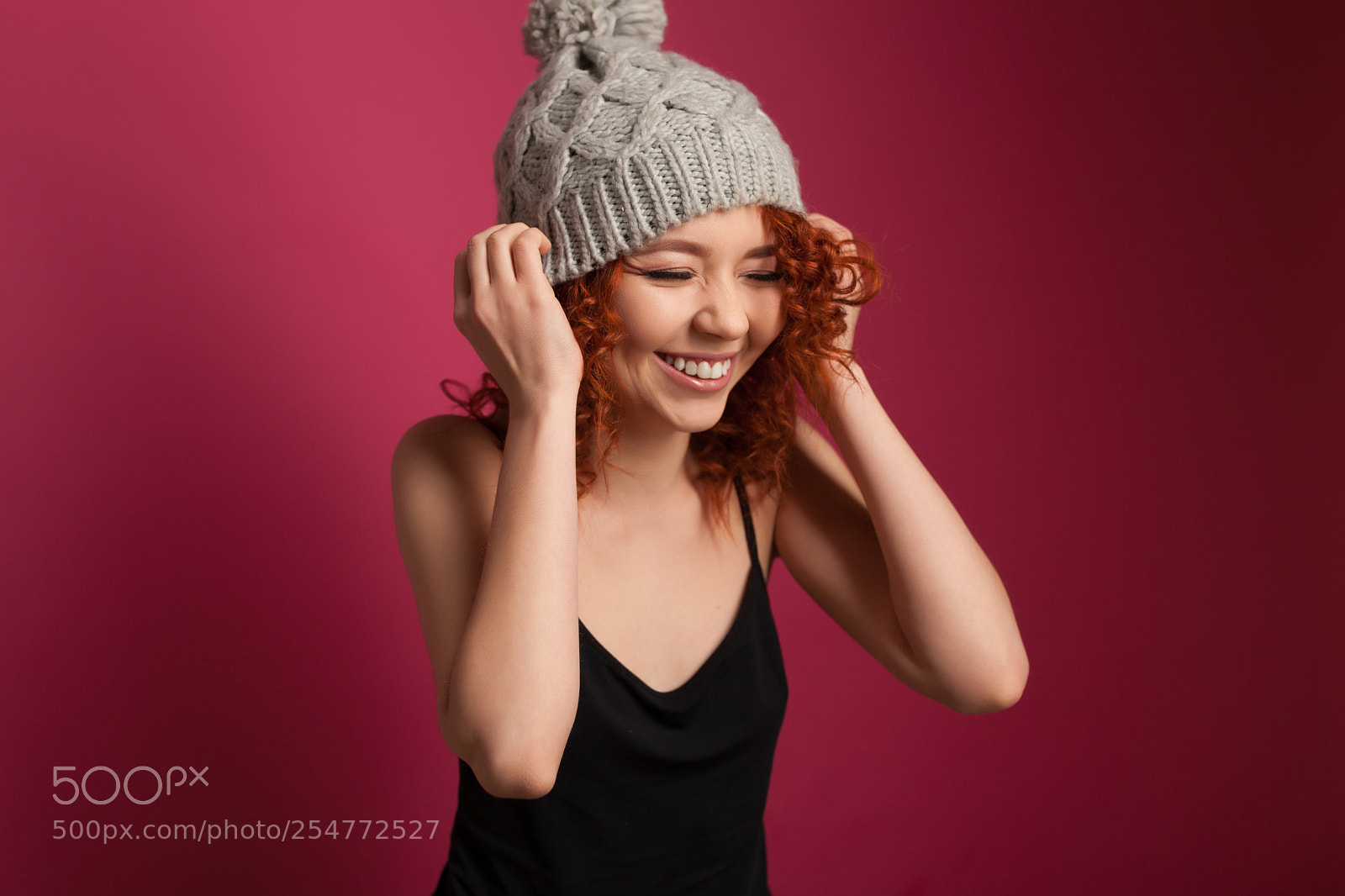 Canon EOS 5D Mark II sample photo. Cute young woman wearing photography