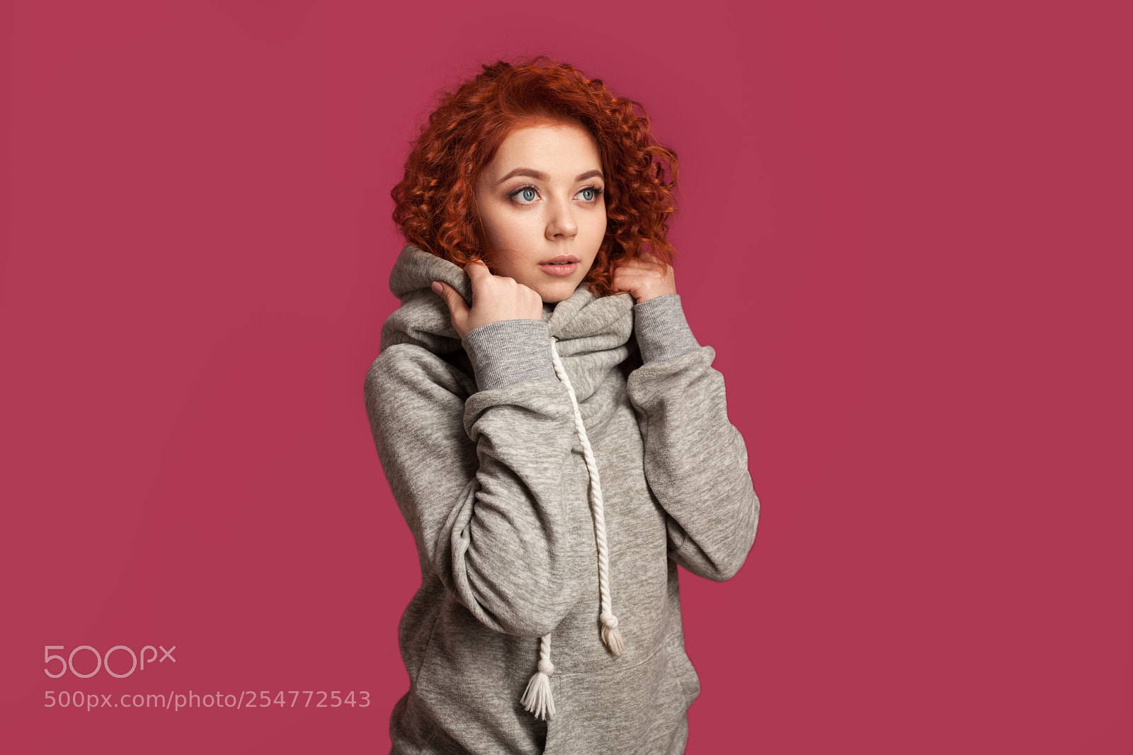 Canon EOS 5D Mark II sample photo. Pretty redhead curly girl photography