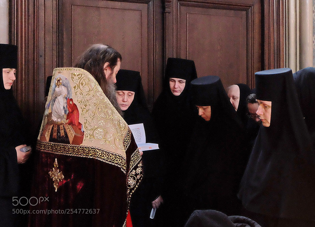 Fujifilm X-M1 sample photo. Monastery. everyday life. photography