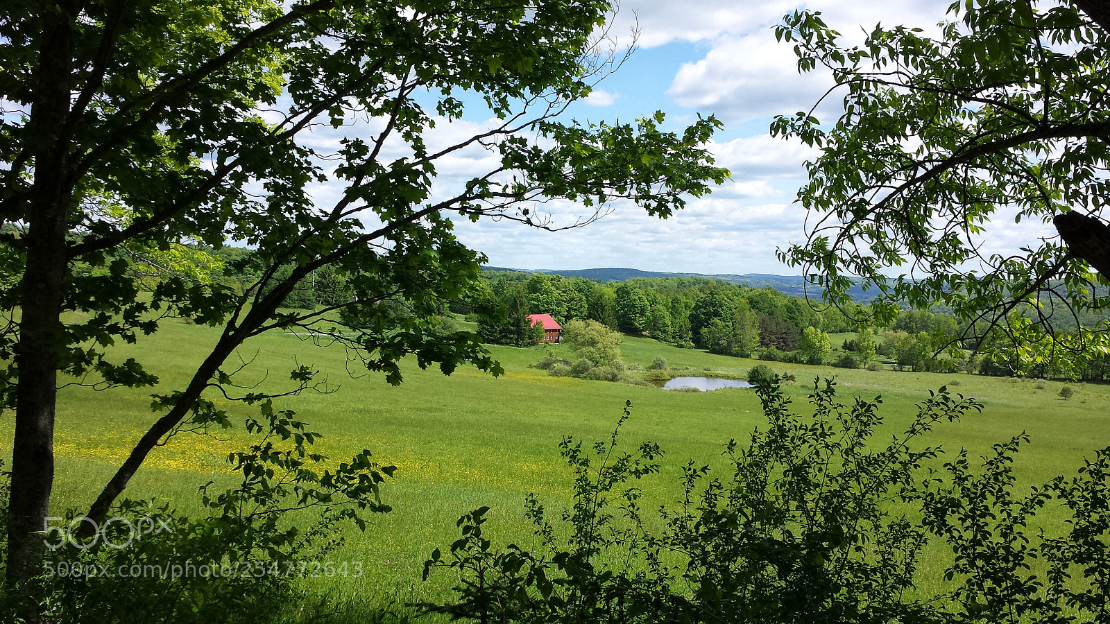 Samsung Galaxy S4 sample photo. Barn photography