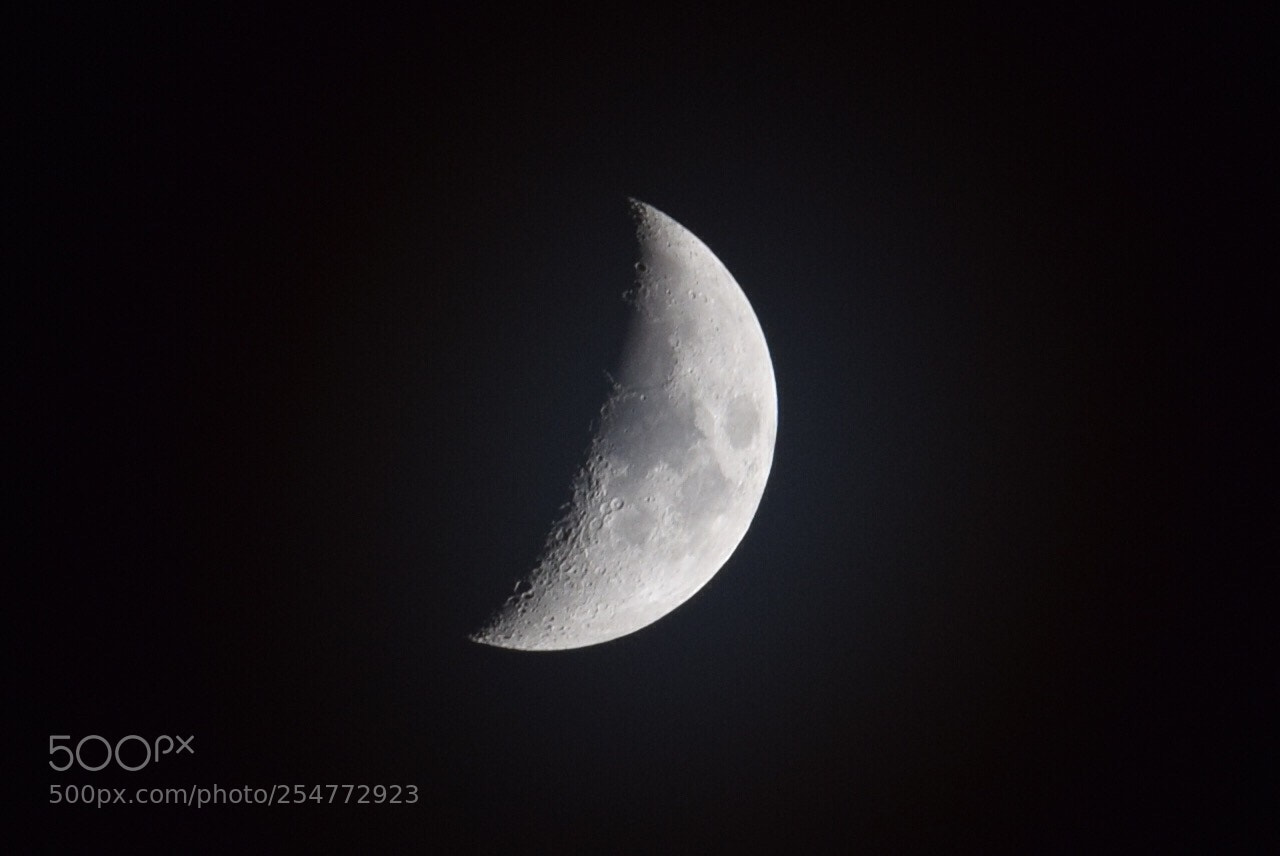 Nikon D5300 sample photo. To the moon  photography