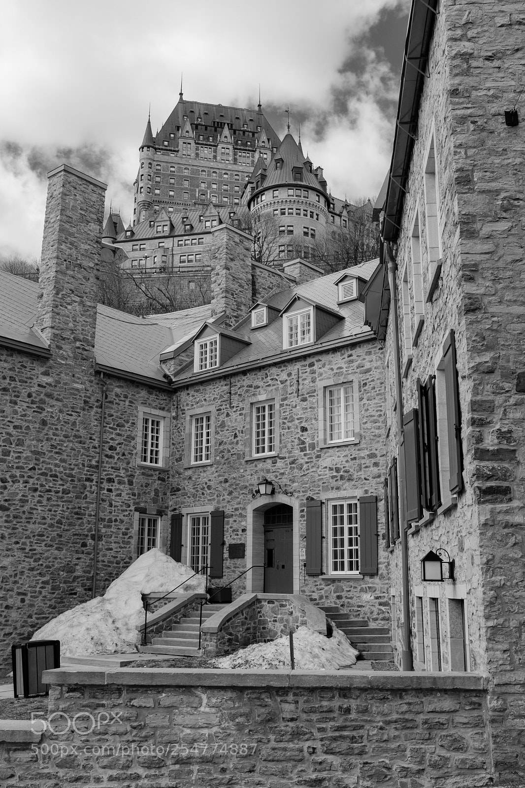 Fujifilm X100F sample photo. Vieux-québec photography