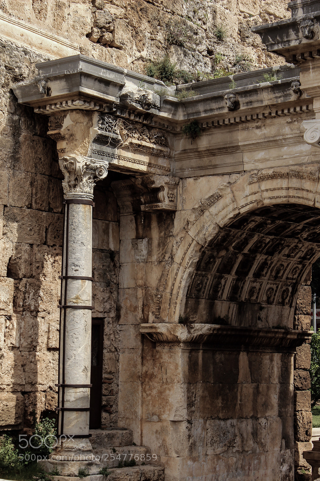 Canon EOS 600D (Rebel EOS T3i / EOS Kiss X5) sample photo. A turkish gate to photography
